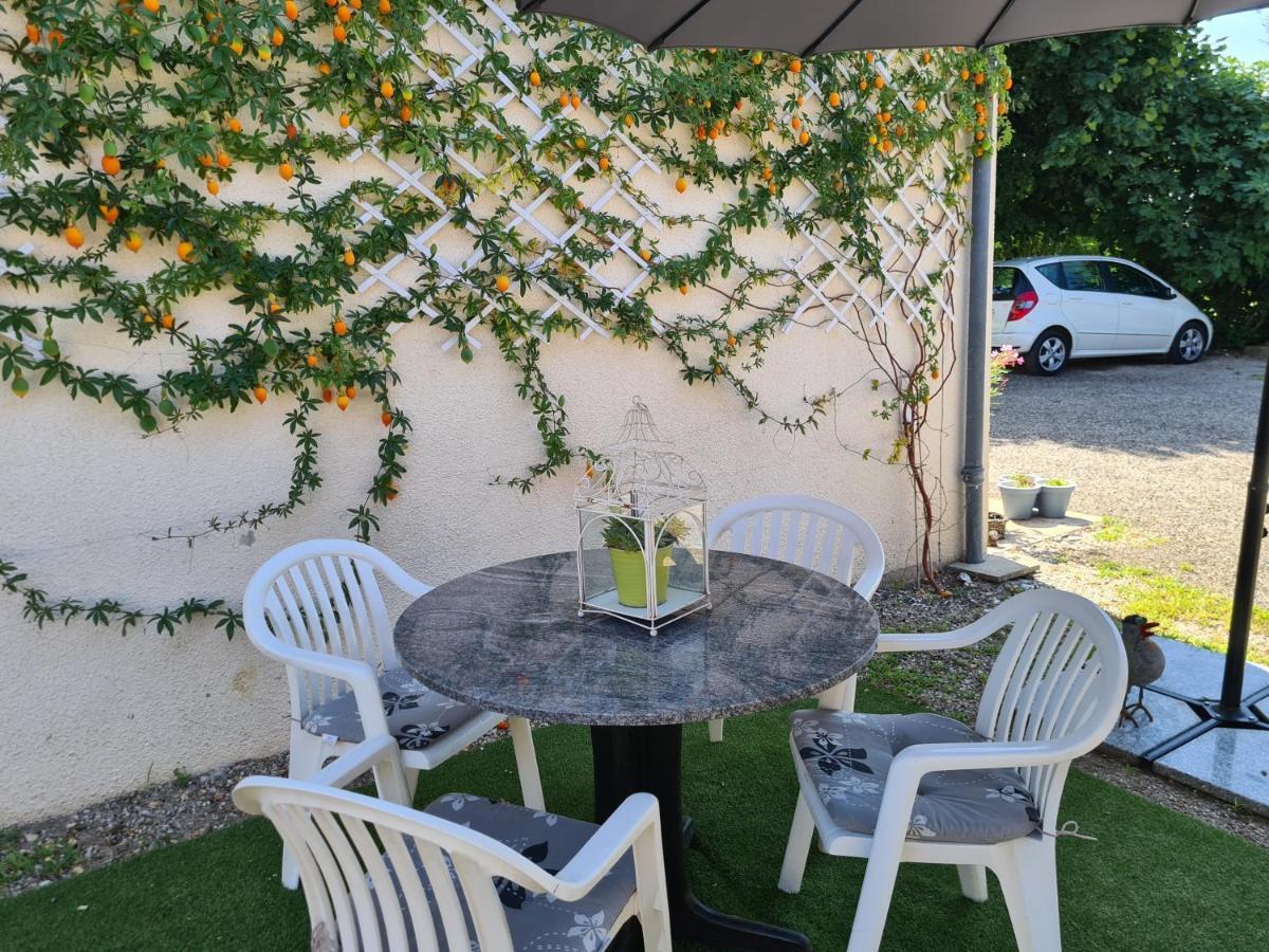 Le Coq en Repos Rozemarijn Bed and Breakfast Saint-Sylvestre-sur-Lot Buitenkant foto