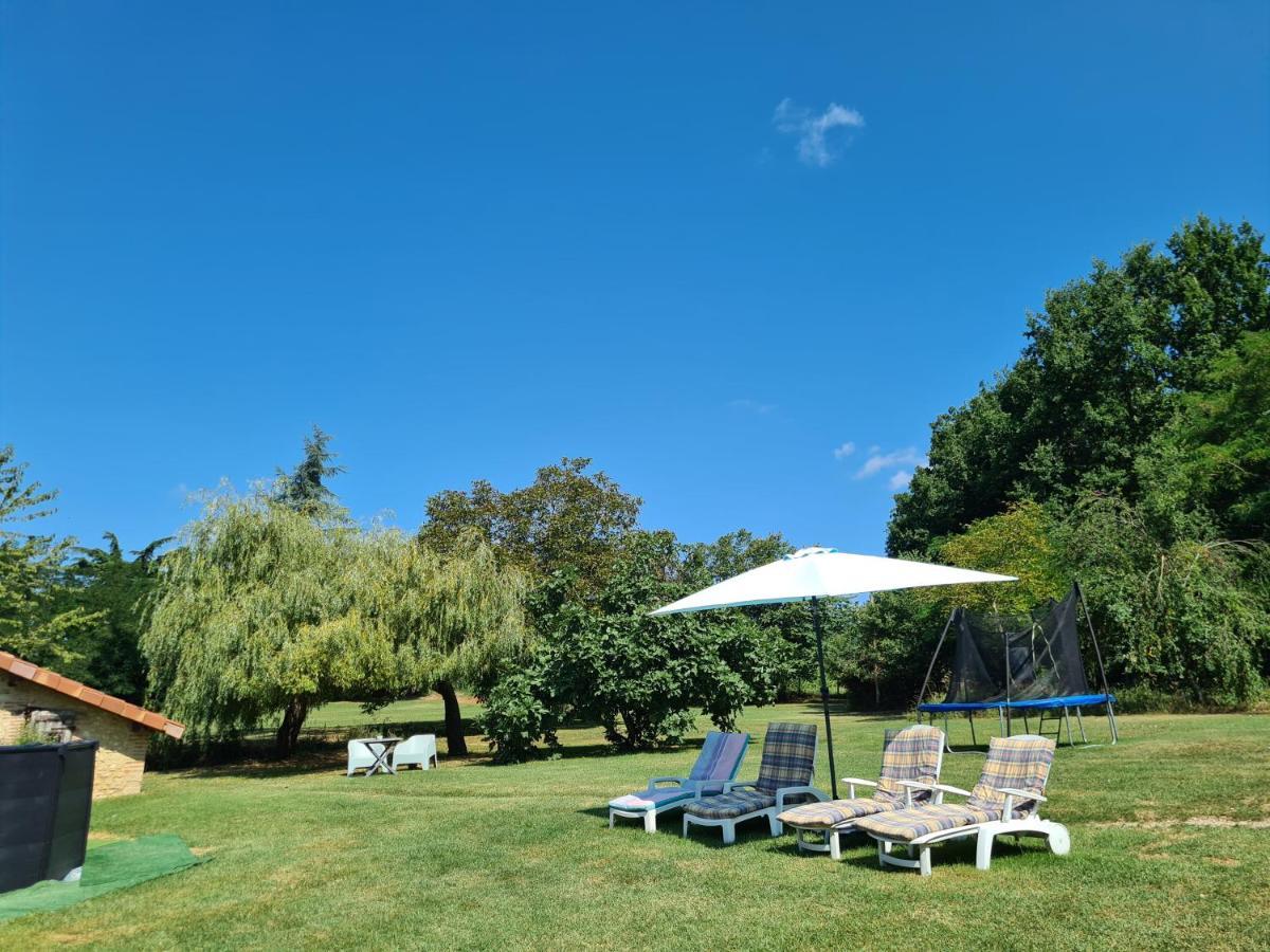 Le Coq en Repos Rozemarijn Bed and Breakfast Saint-Sylvestre-sur-Lot Buitenkant foto
